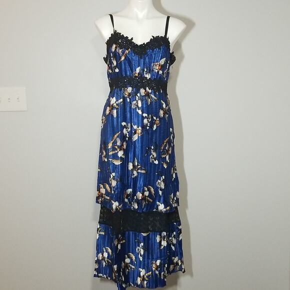 NWT Foxiedox Blue Floral Carmella Pleated Midi Dress - Picture 4 of 15